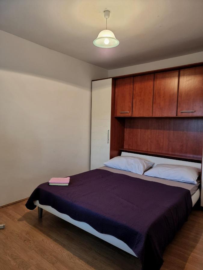 Guesthouse Dila Galovac  Zewnętrze zdjęcie