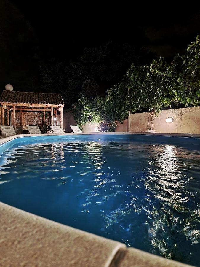 Guesthouse Dila Galovac  Zewnętrze zdjęcie