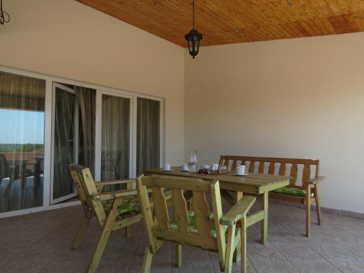 Guesthouse Dila Galovac  Zewnętrze zdjęcie